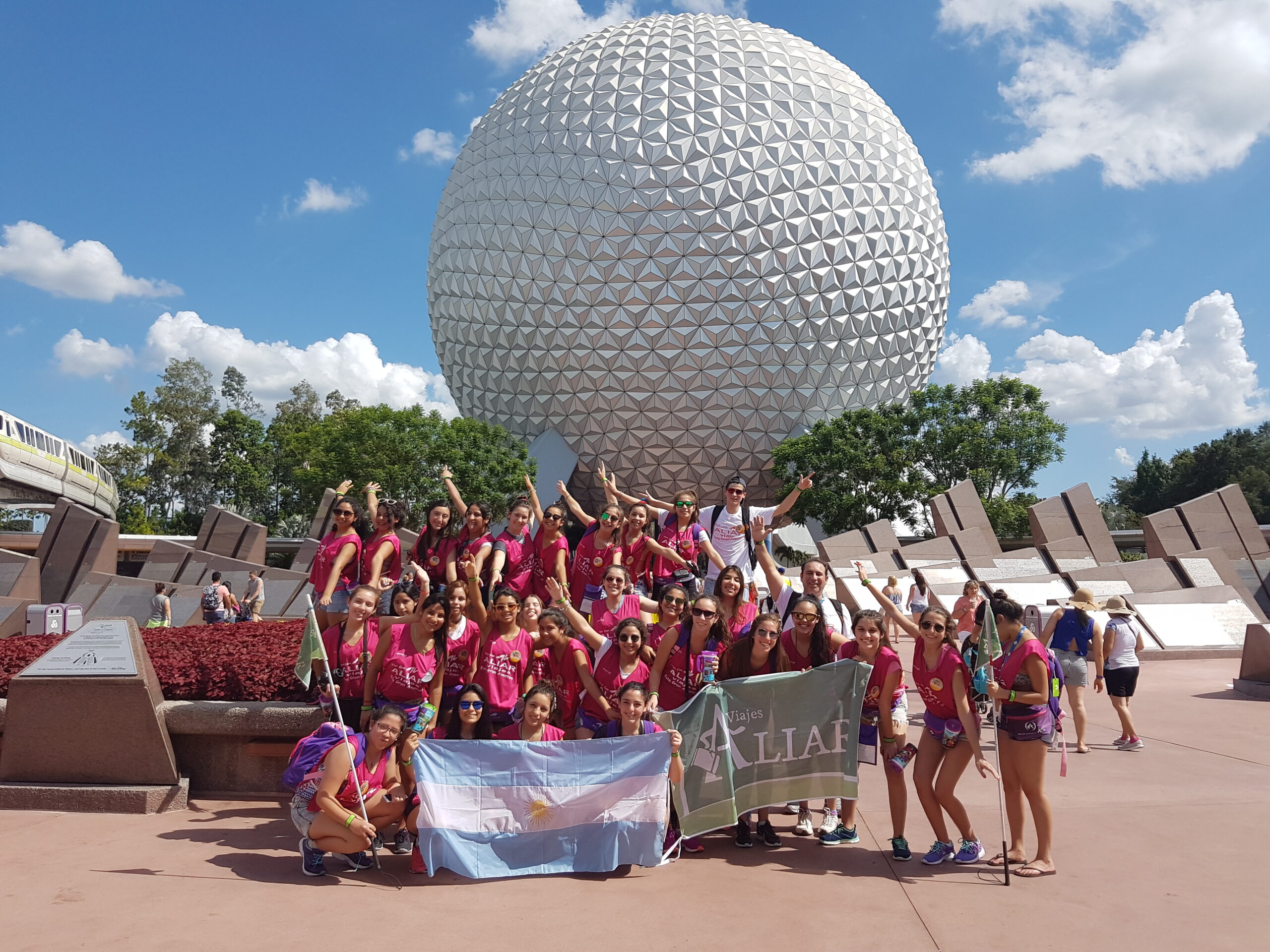 Grupo de Aliar en Disney